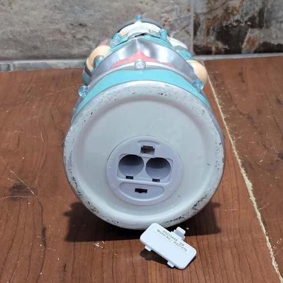 Lights Up Ceramic Nutcracker Christmas Decor Repaired Chip - Picture 7 of 13